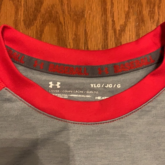 Under Armour YL - Picture 2 of 4